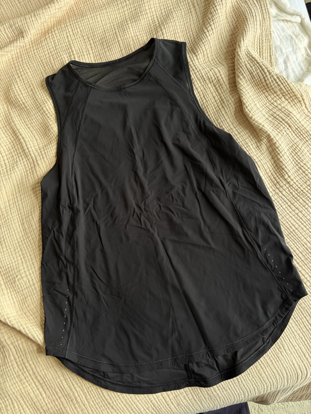 Lululemon Sculpt tank